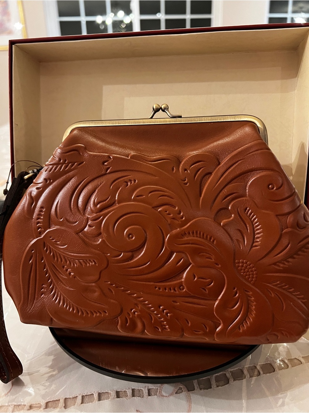 Patricia Nash NIB $89 MSRP Savena Florence Tooled Leather Wristlet